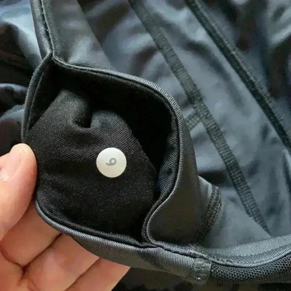 Lululemon - Picture 8 of 9